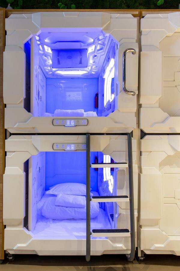 Spacehotel 卡尔斯鲁厄 外观 照片