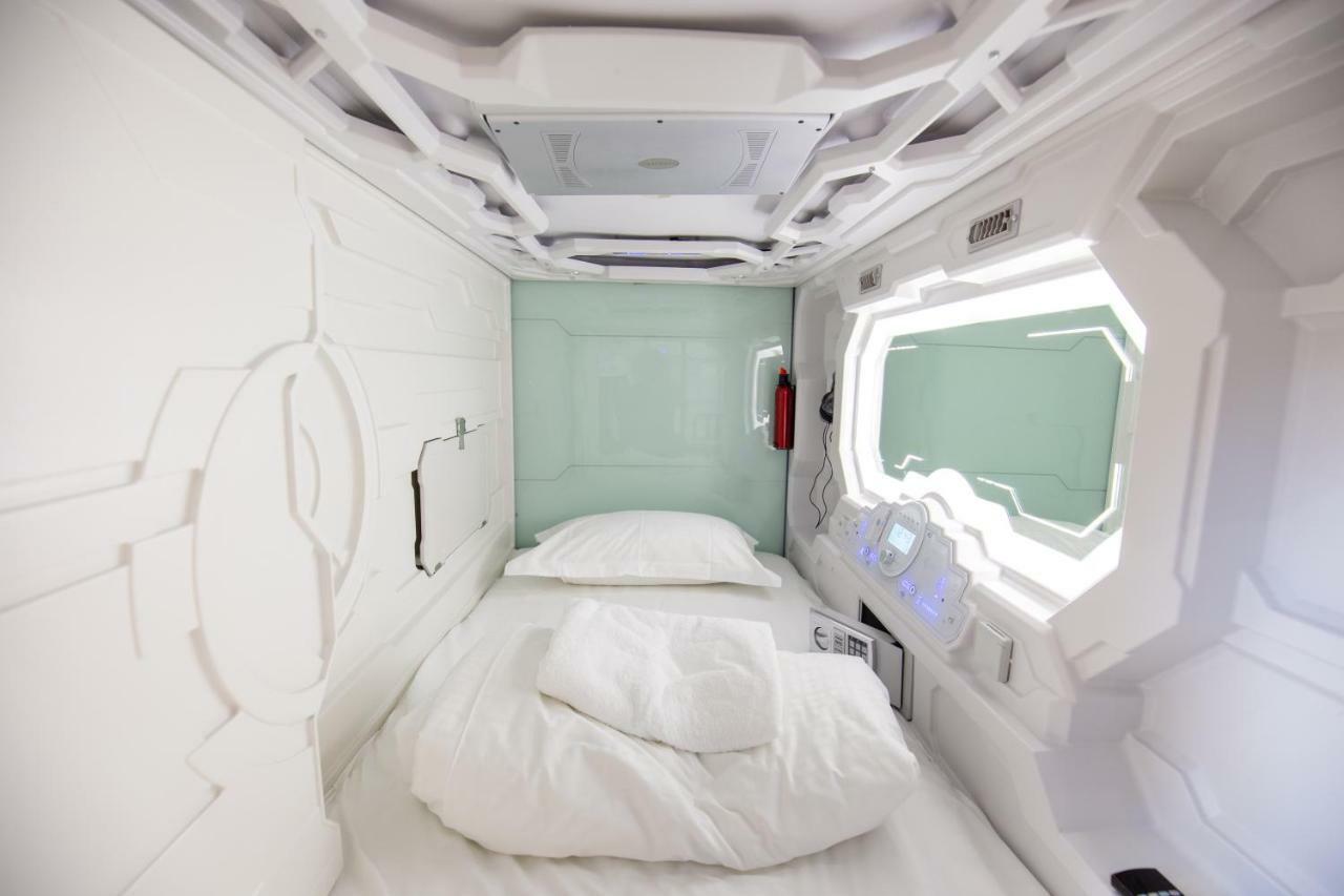 Spacehotel 卡尔斯鲁厄 外观 照片
